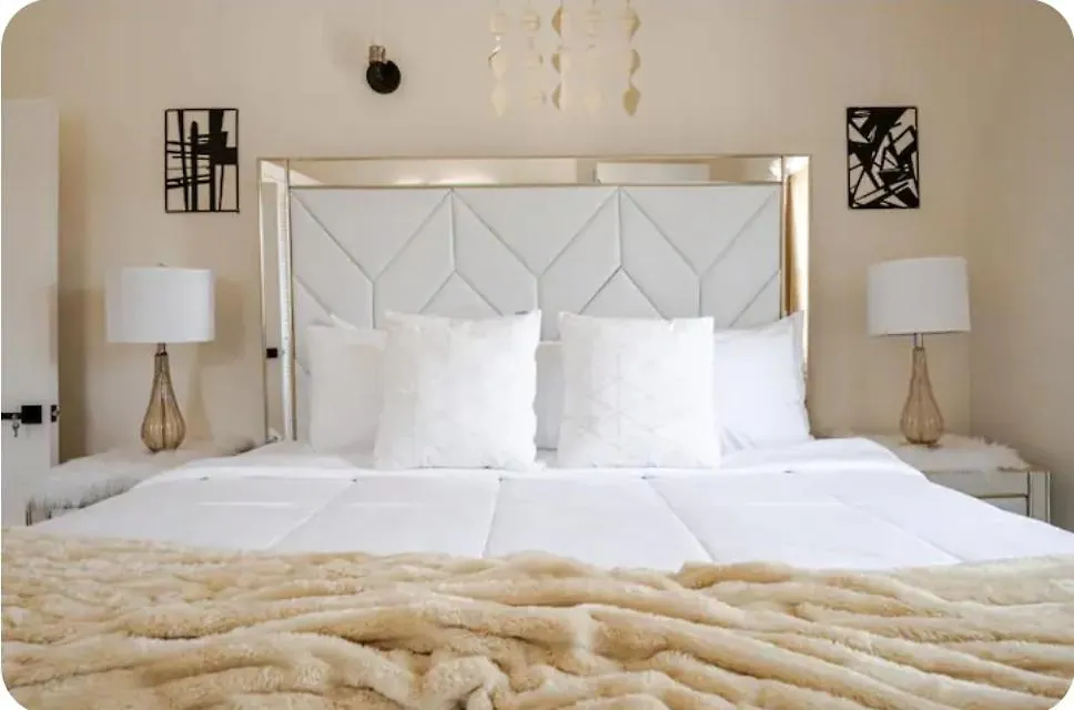 Επικοινωνία με το Barefoot Bliss Short Term Rental With Pool In Colbeck Manor